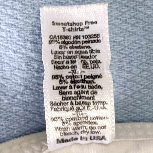 American Apparel v-neck tank - Picture 5 of 5